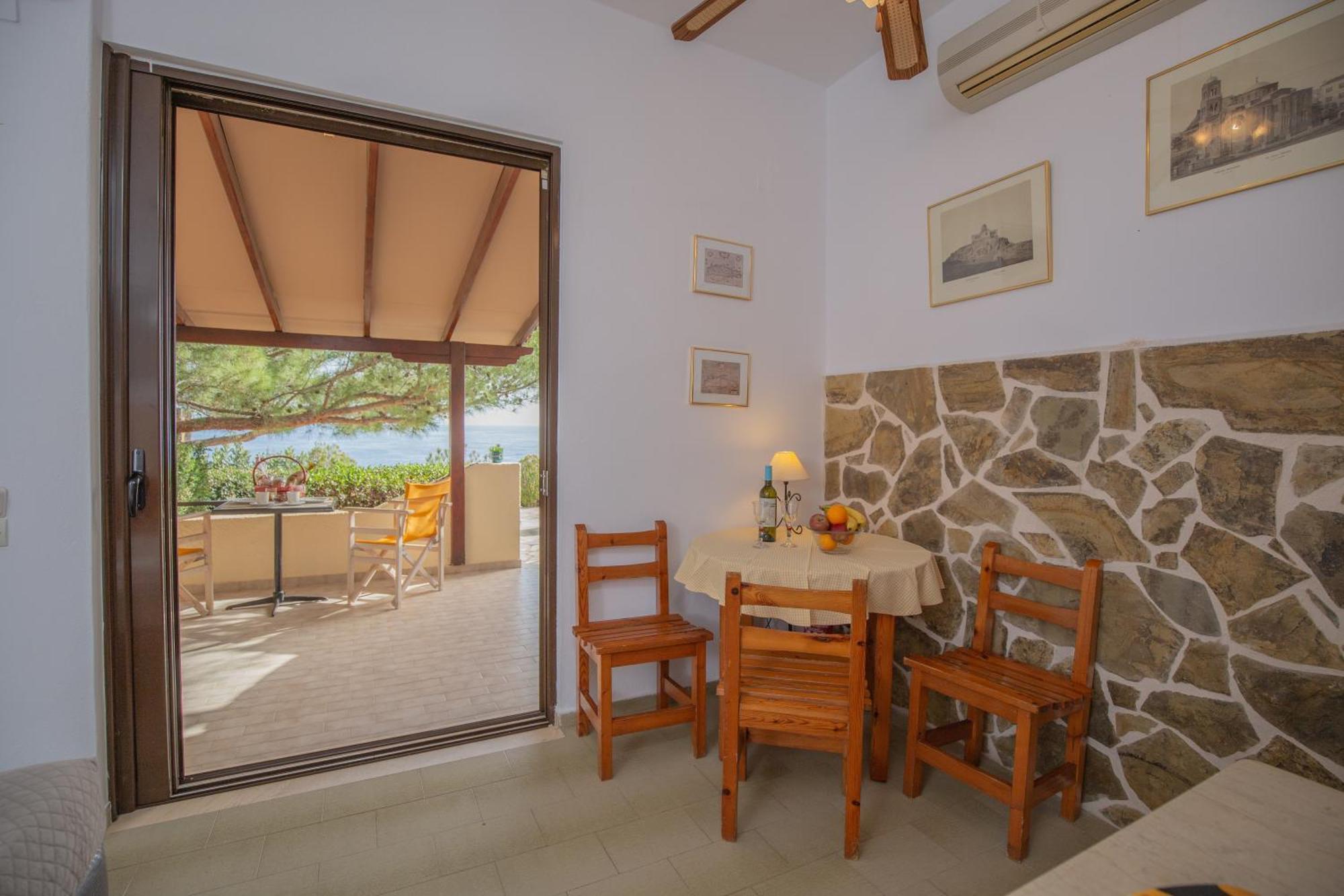 אגיה פוטיה Ferma Solaris Apartments מראה חיצוני תמונה